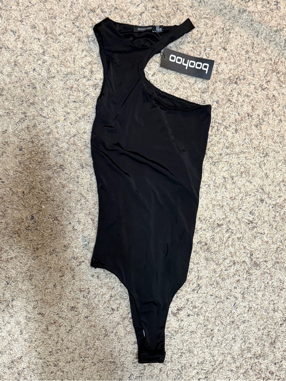 Boohoo Black Asymmetric One Shoulder Cut Out Bodysuit NWT